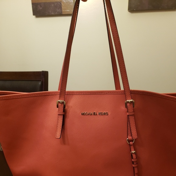 Handbag - Picture 2 of 4
